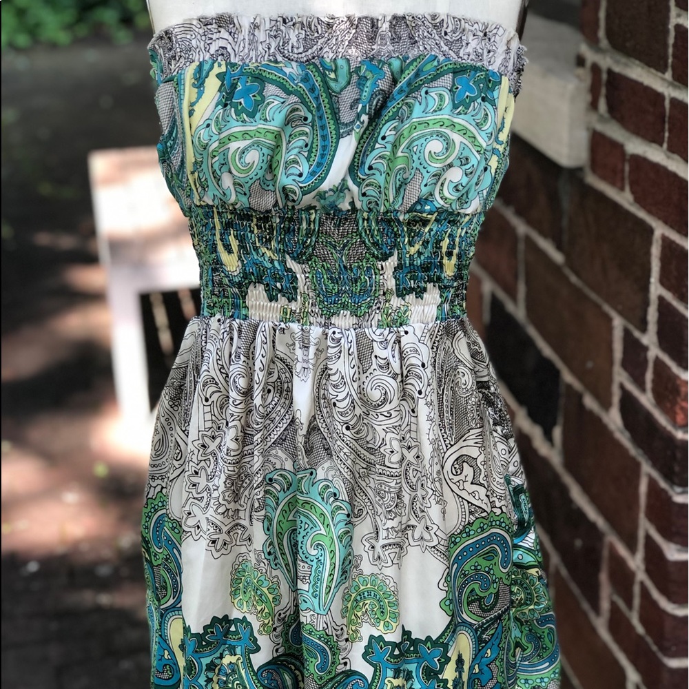 Strapless Classique Dress